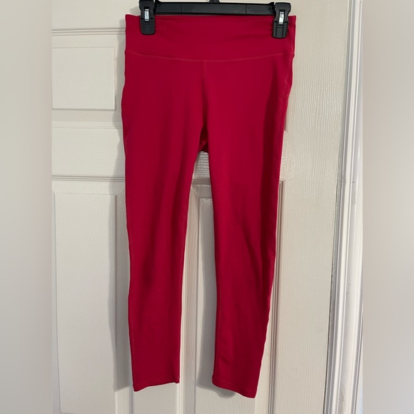 Fabletics Red Ankle Length Legging - Picture 3 of 5